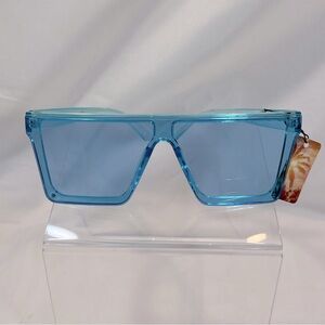 NWT Blue Oversized Squared Framed Sunglasses